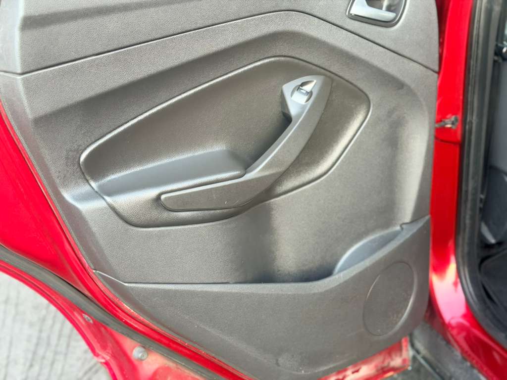 2014 Ford Escape SE - Photo 24