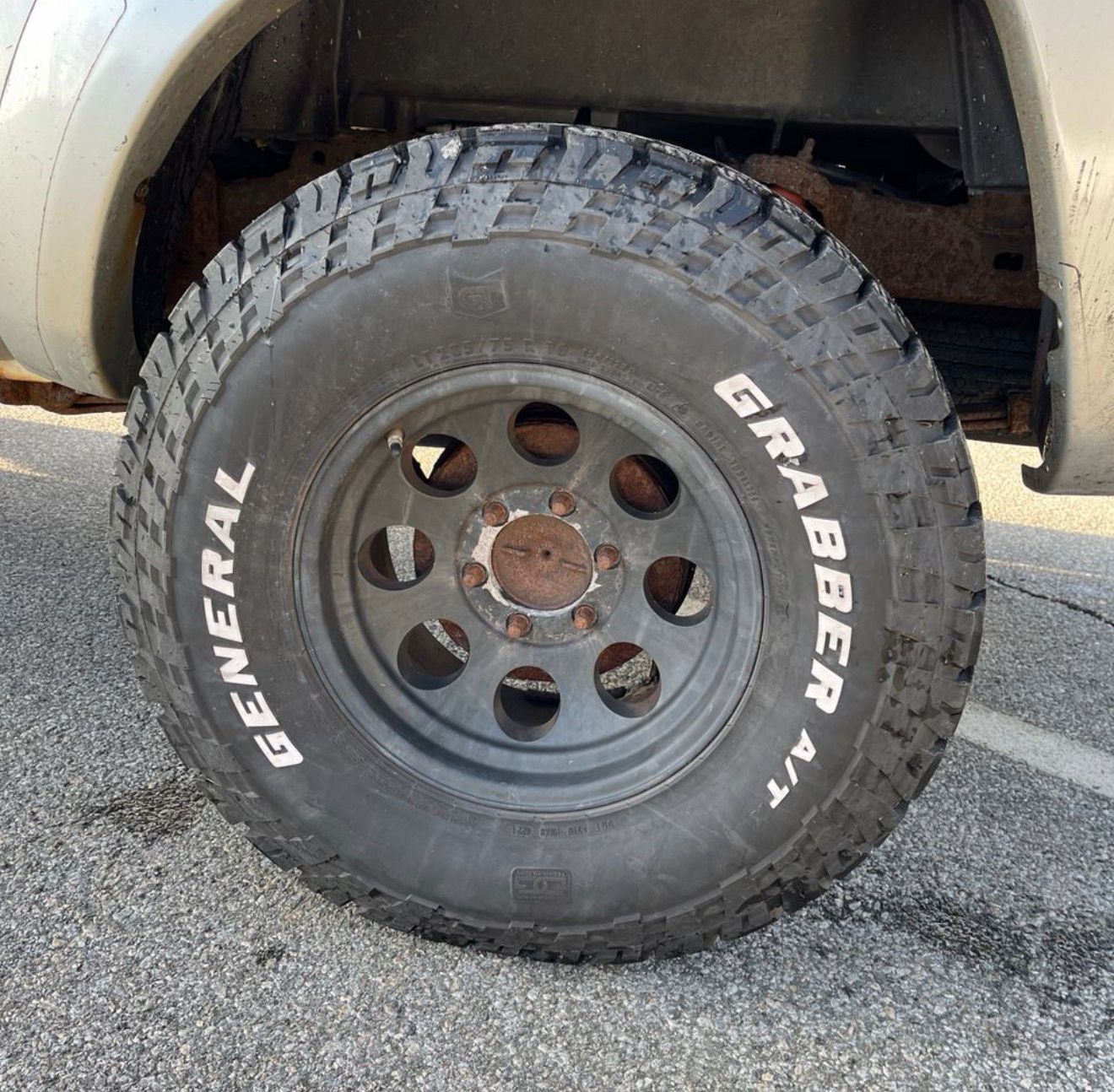 2009 Toyota Tacoma V6 - Image 23
