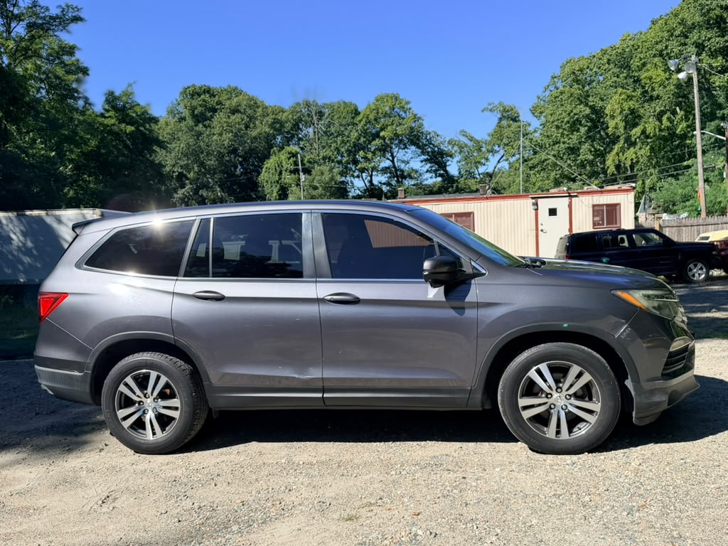 2016 Honda Pilot EX-L - Image 2