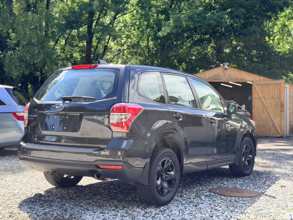 2016 Subaru Forester 2.5I - Image 2