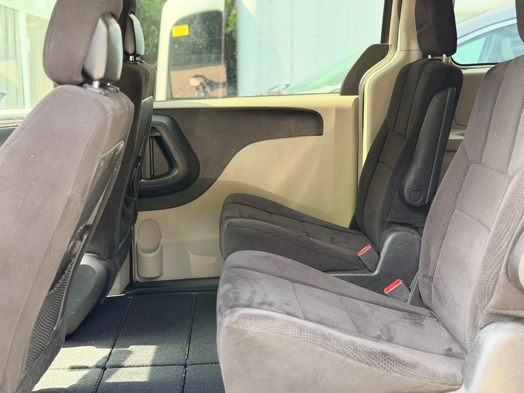 2013 Dodge Grand Caravan SE - Photo 22
