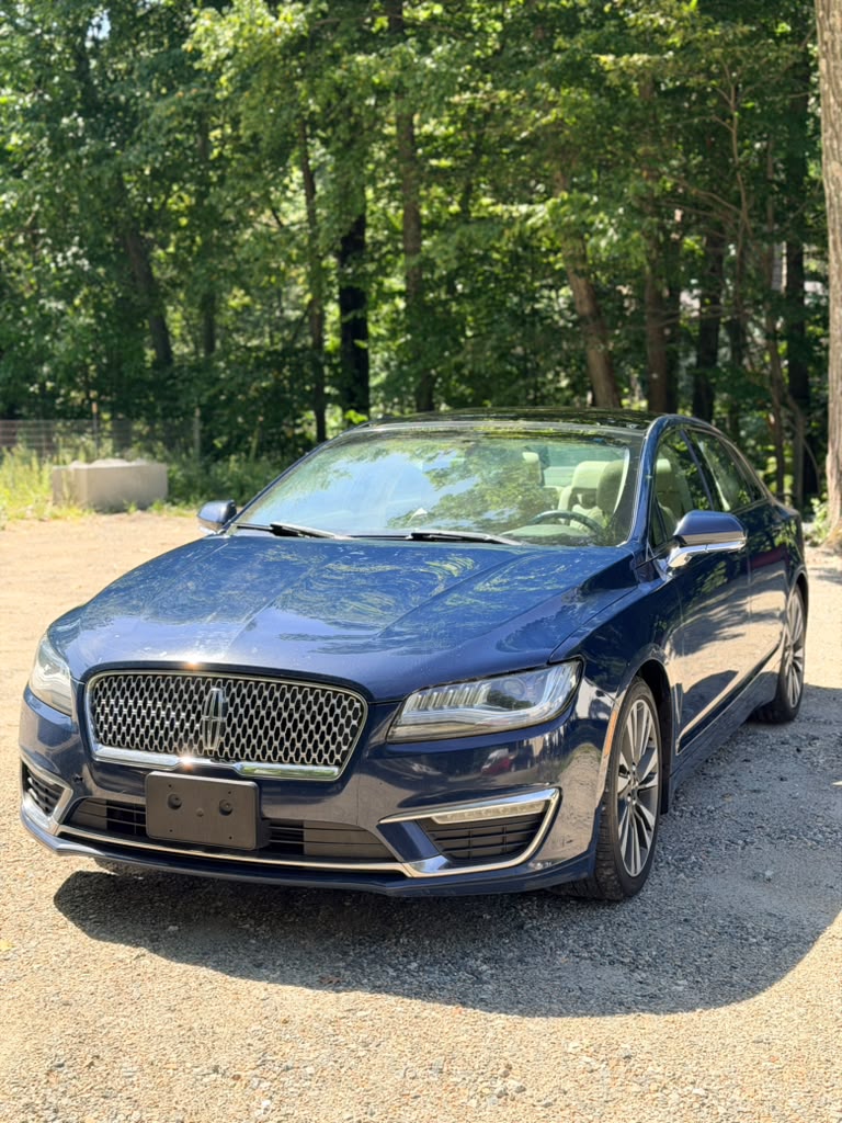 2018 Lincoln MKZ Reserve - Image 2