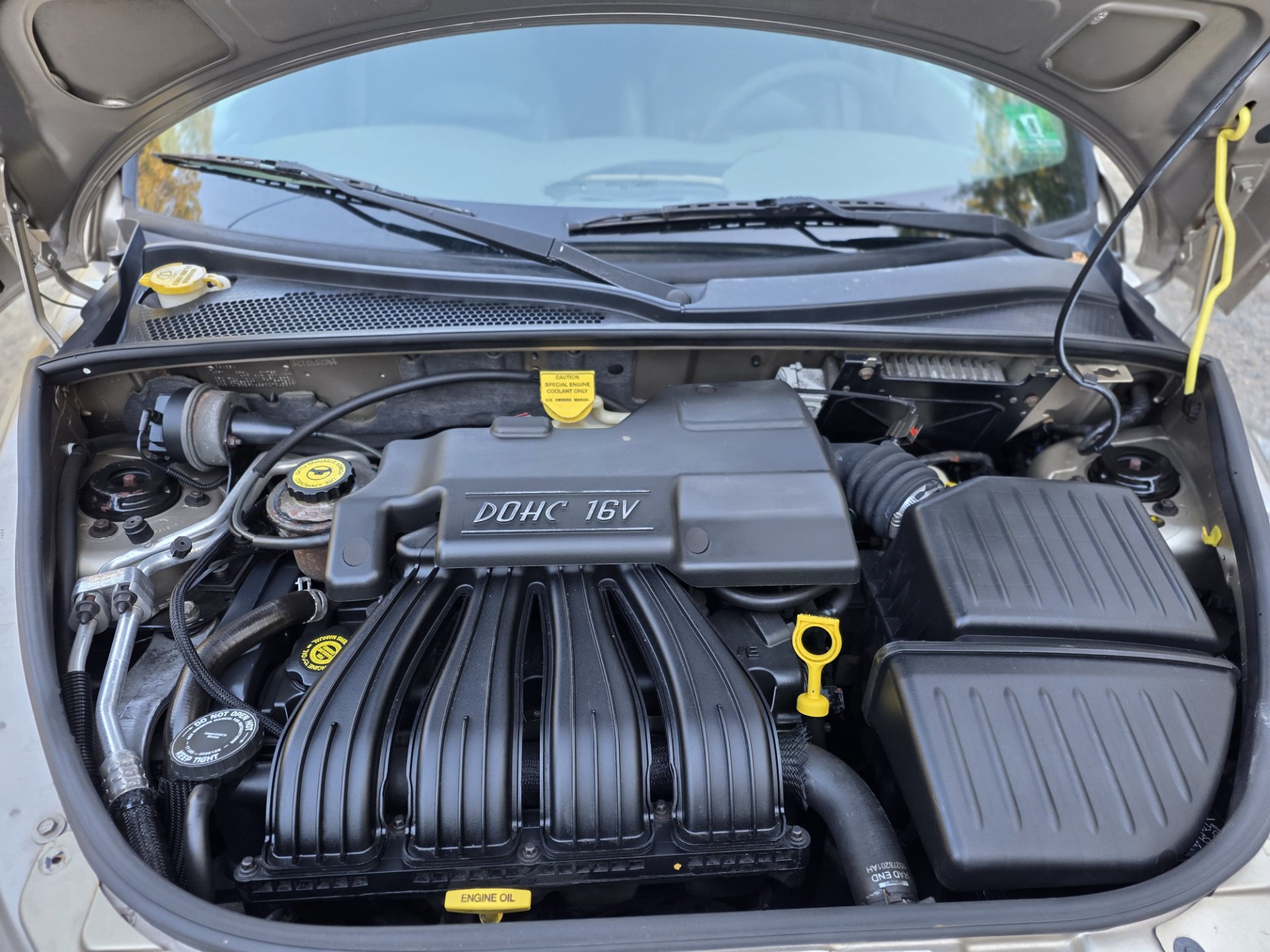 2002 Chrysler PT Cruiser Limited Sport 4D - Image 16