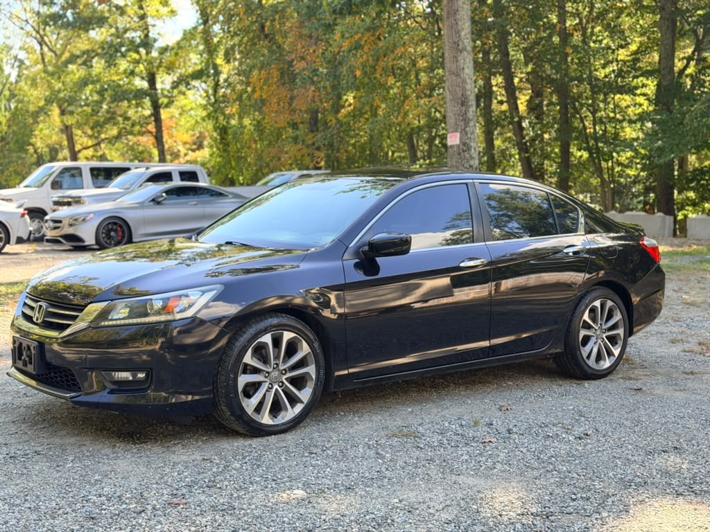 2014 Honda Accord Sport - Image 2