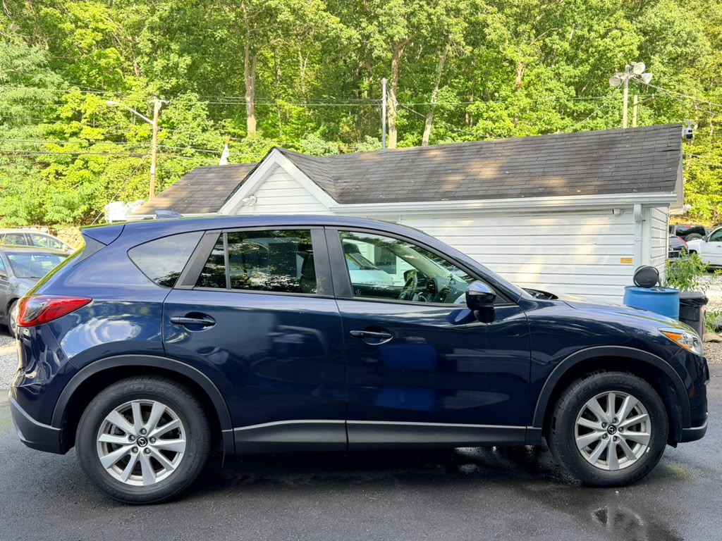 2015 Mazda CX-5 Touring - Image 2