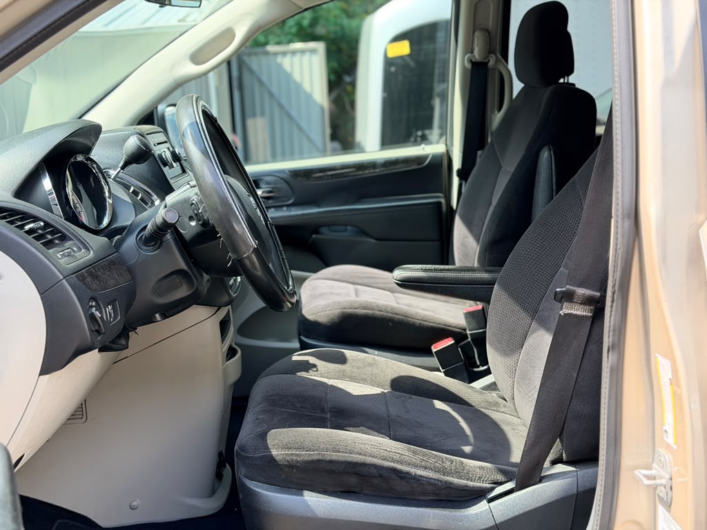 2013 Dodge Grand Caravan SE - Photo 14