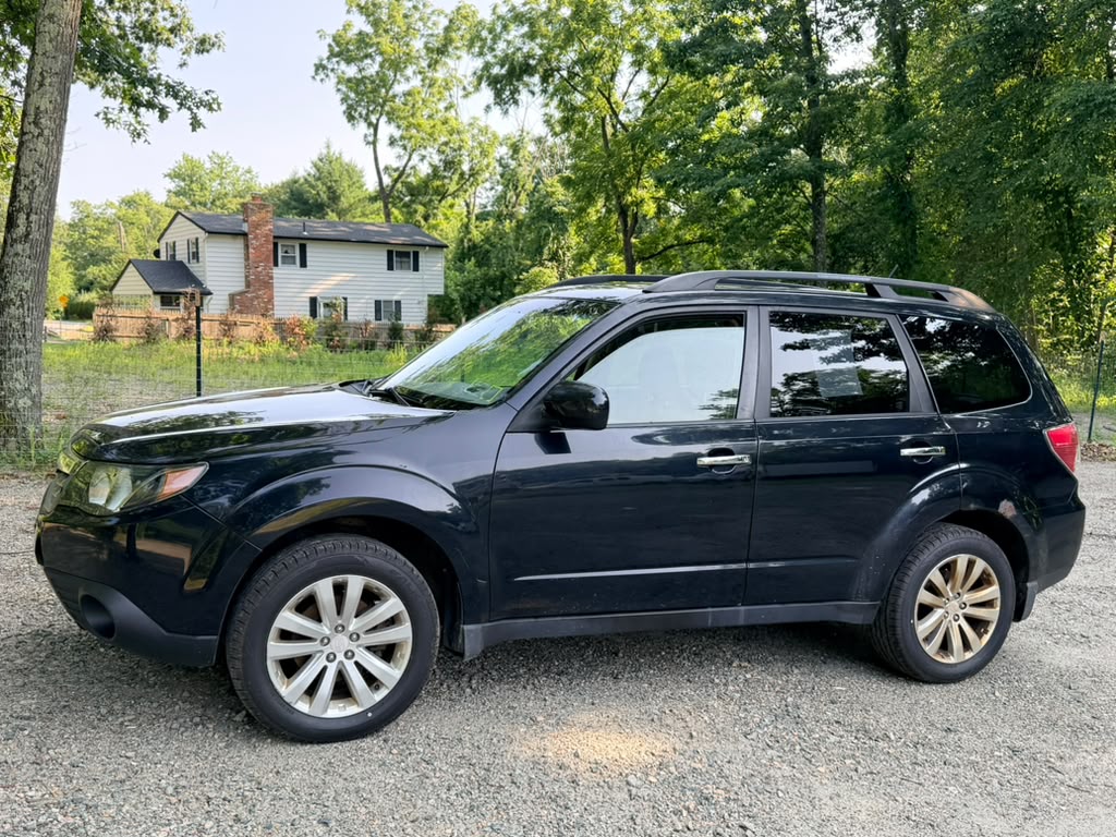 2011 Subaru Forester 2.5X Premium - Image 2